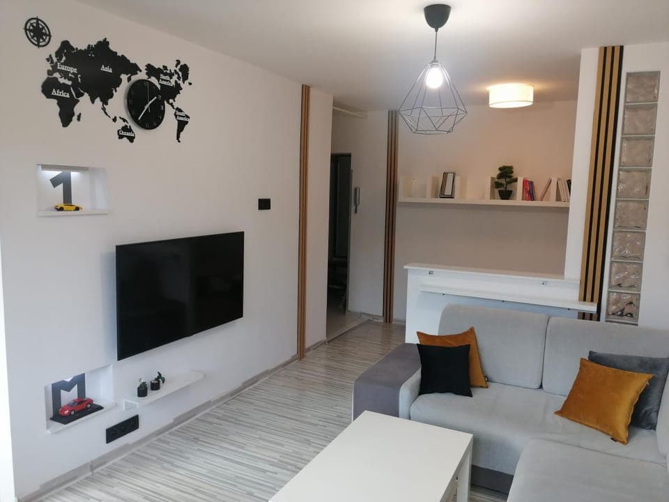 TV and multimedia, Living room, Seating area