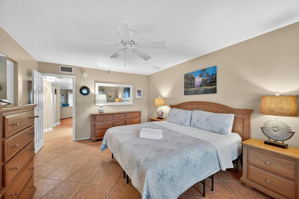 Reef Club Unit 405 House in Indian Rocks Beach