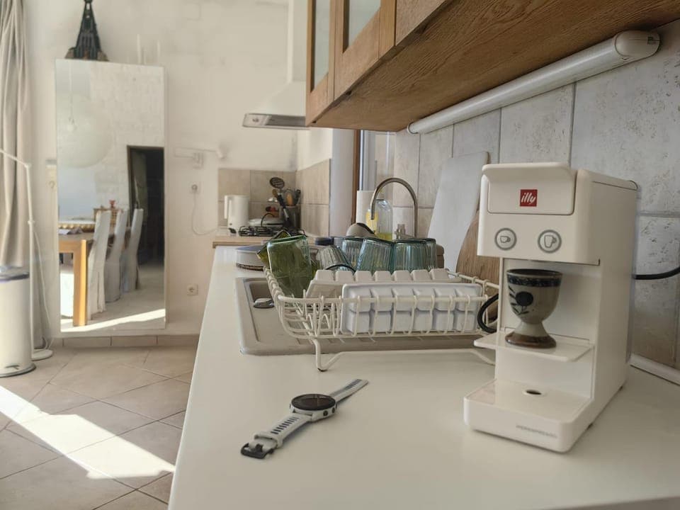 Coffee/tea facilities, Kitchen or kitchenette, minibar