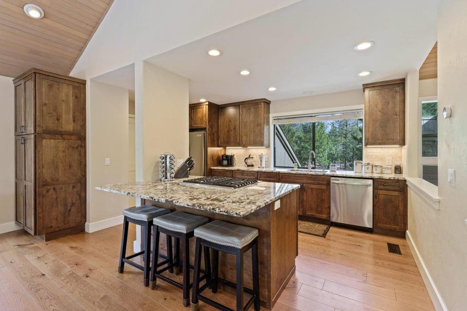 20 Aspen House in Sunriver