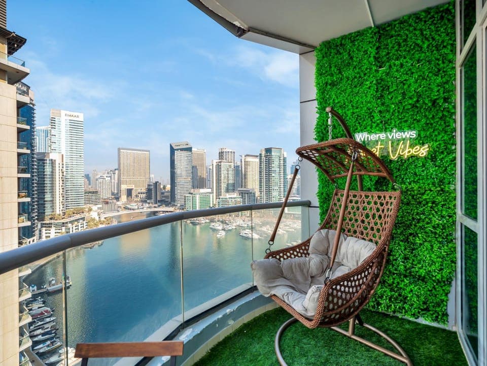 Property building, Patio, Day, View (from property/room), Balcony/Terrace, Living room, Seating area, City view, sunbed