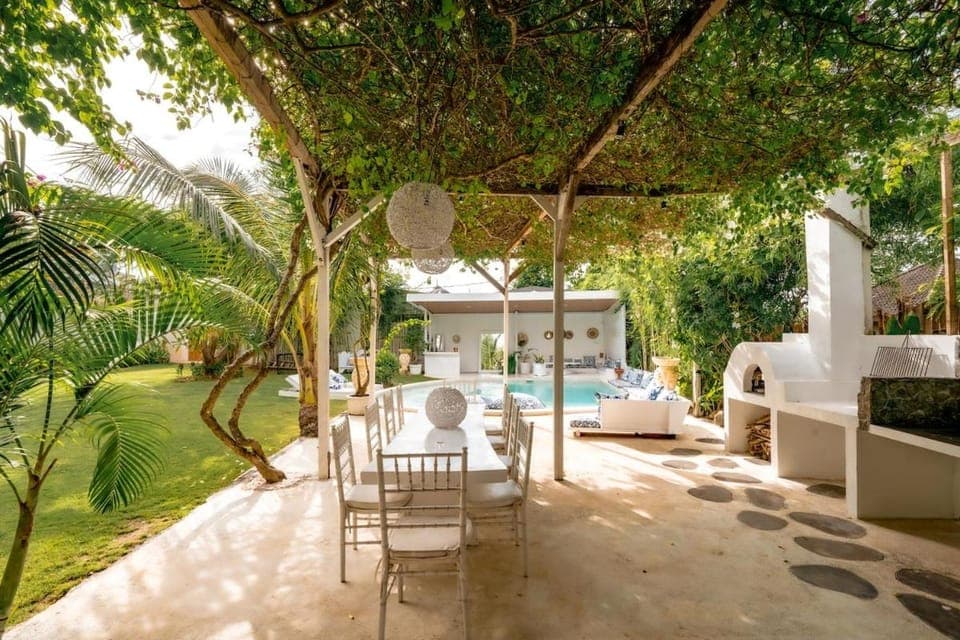 Patio, Garden, Garden view, Pool view, Swimming pool, sunbed