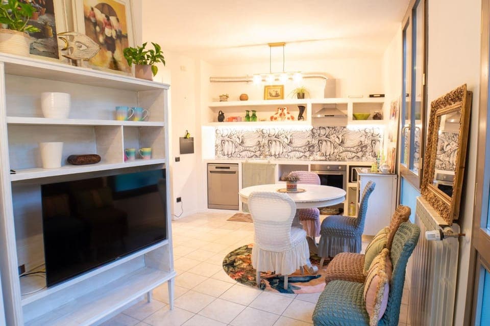 Photo of the whole room