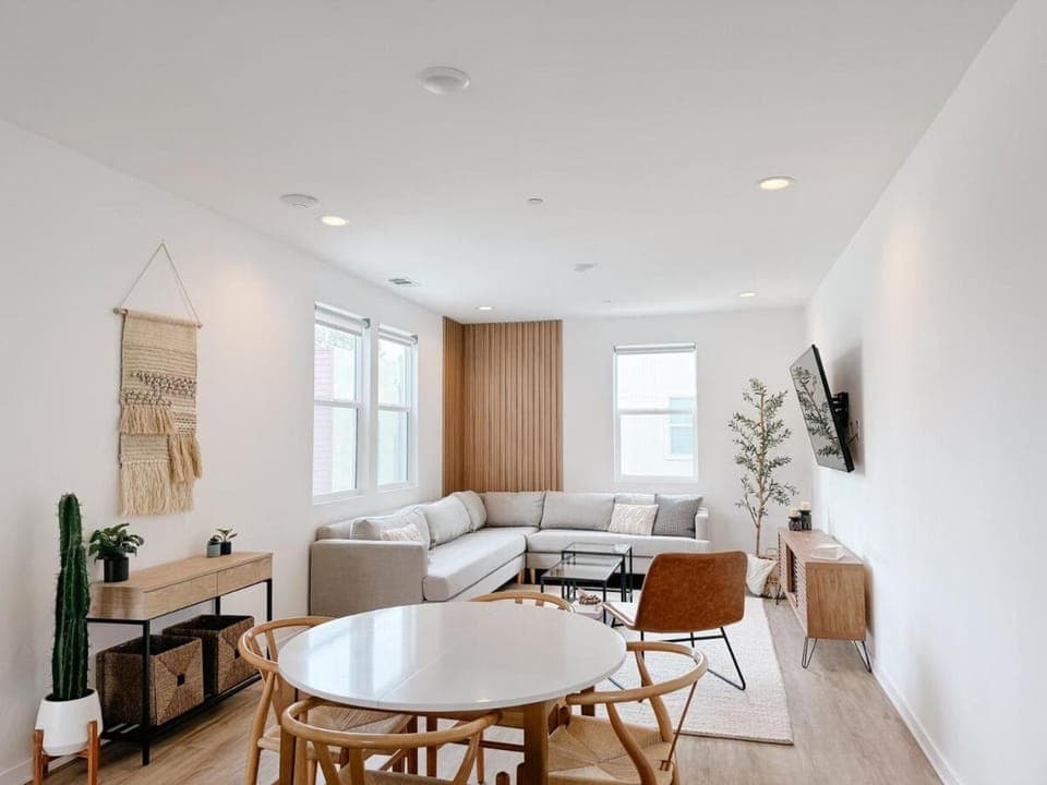 TV and multimedia, Living room