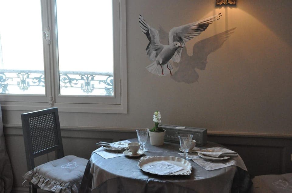 Living room, Decorative detail