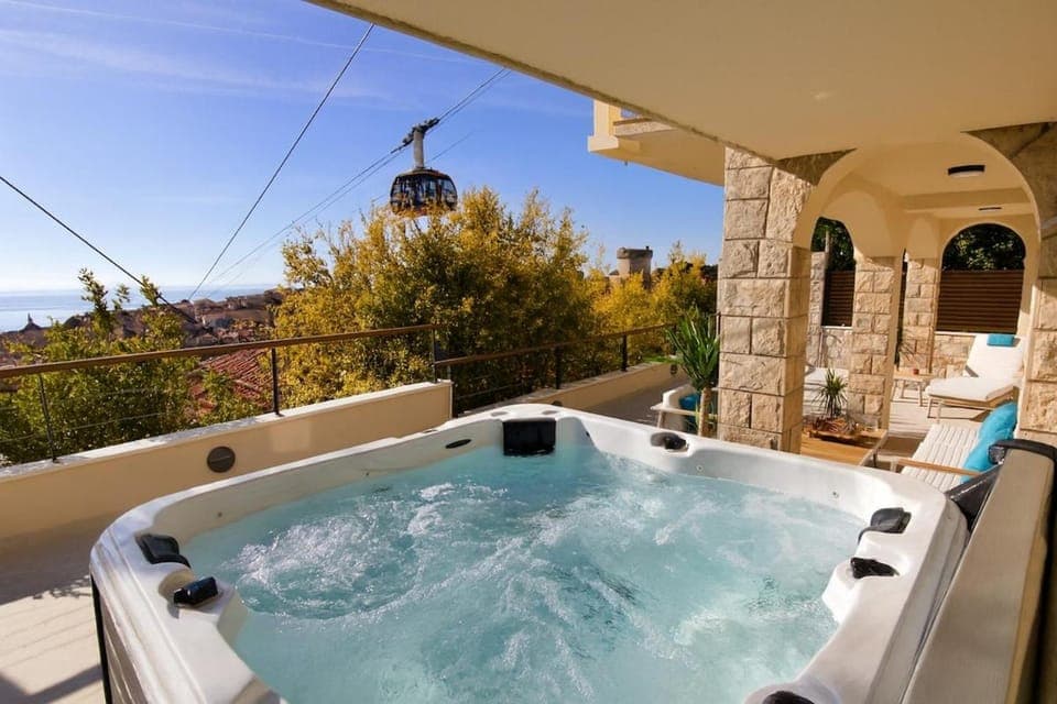 Day, Hot Tub, Balcony/Terrace
