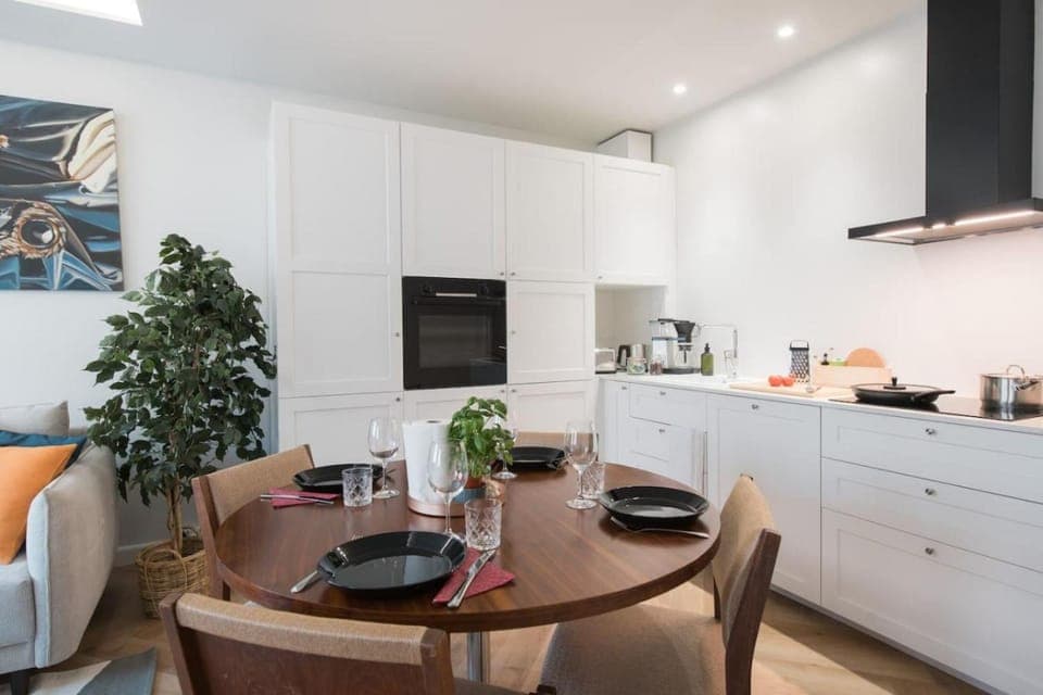 Coffee/tea facilities, Kitchen or kitchenette, Food and drinks, Dining area, pet friendly, stove