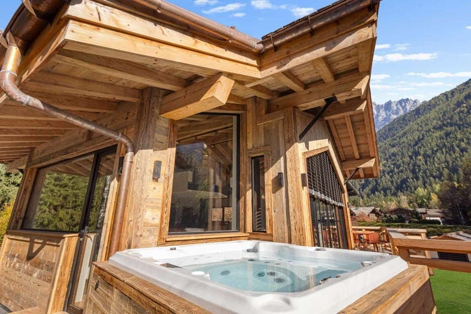 Natural landscape, Hot Tub