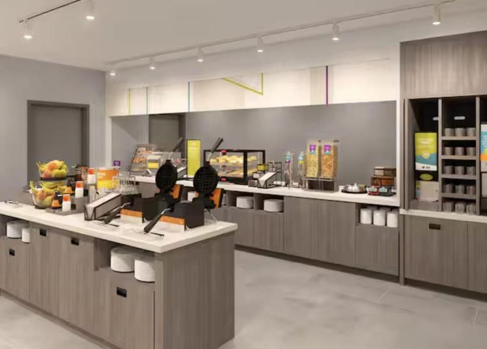Home2 Suites By Hilton Winchester Hotel in Winchester