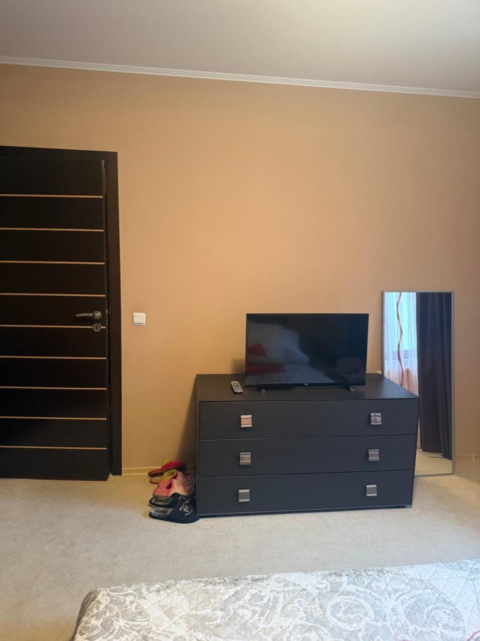 Bed, TV and multimedia, Photo of the whole room, Evening entertainment, Bedroom