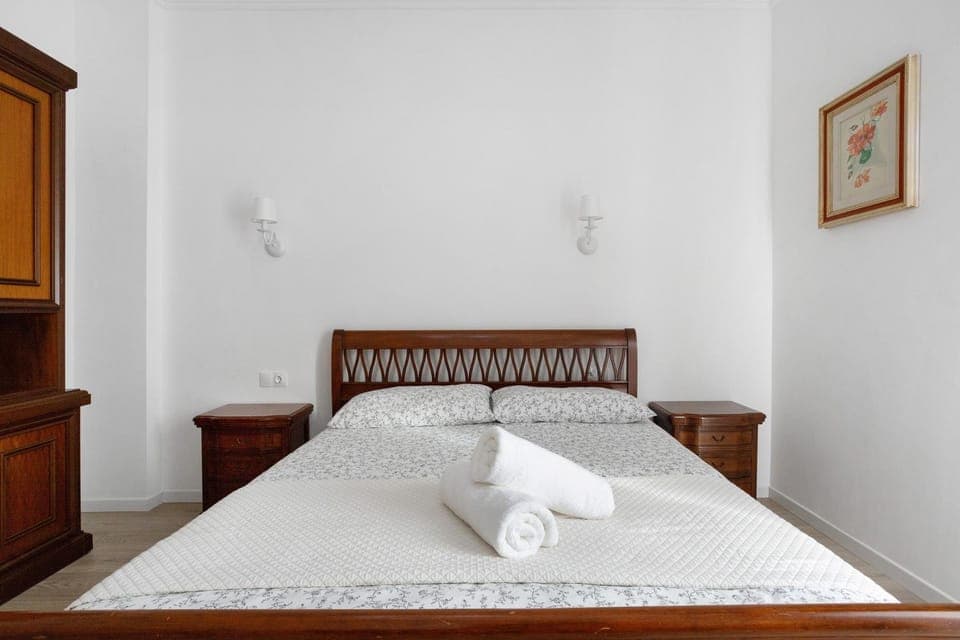 Living room, Bedroom