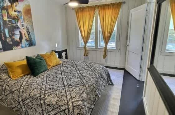 Island 4 Bedroom, Lighthouse, Downtown, Beach House in Saint Augustine