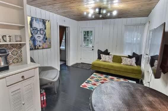 Island 4 Bedroom, Lighthouse, Downtown, Beach House in Saint Augustine