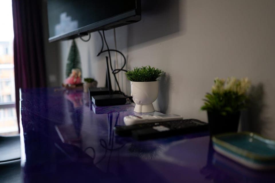 TV and multimedia, Kitchen or kitchenette, Food and drinks, Food