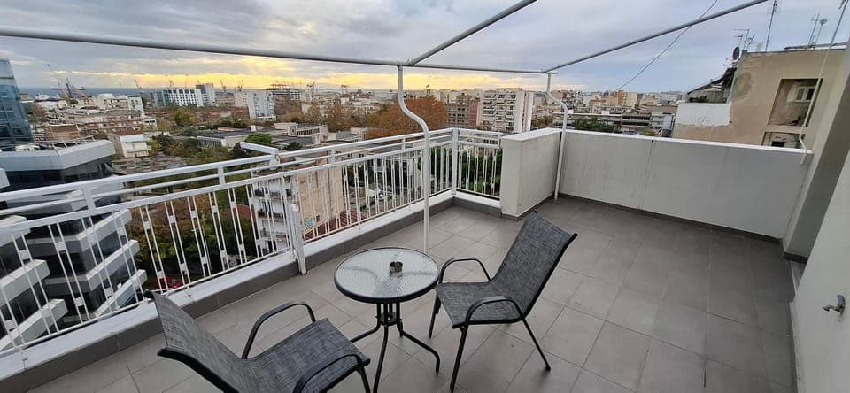 Patio, Restaurant/places to eat, Day, View (from property/room), Balcony/Terrace, City view, Mountain view, Breakfast