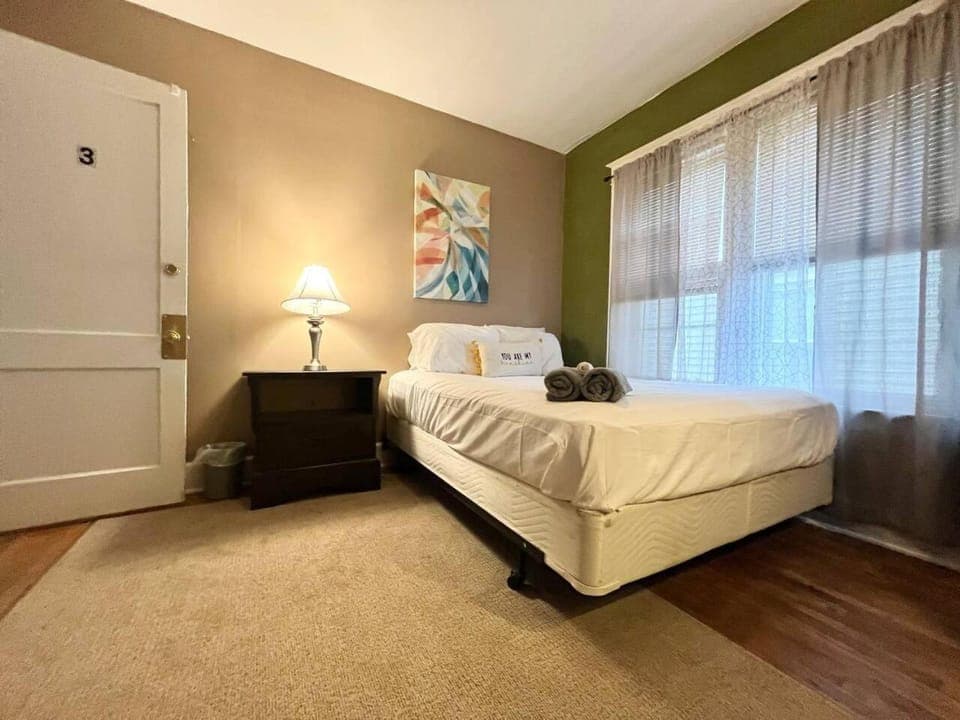 Affordable for Crews Binghamton Close to Job Sites Apartment in Binghamton