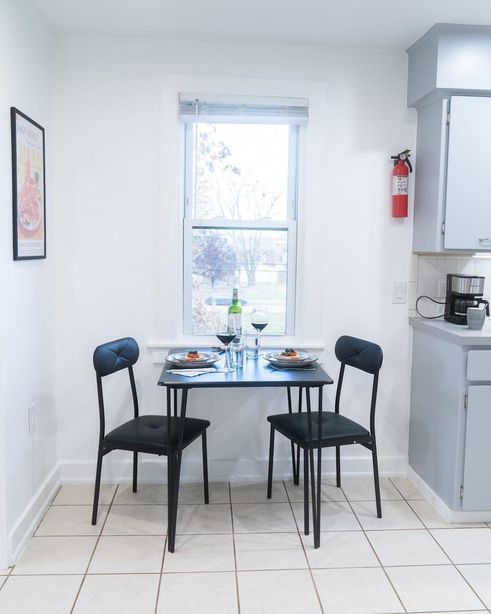EconoPod 6 Apartment in Detroit