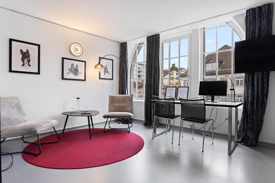 TV and multimedia, Living room, Seating area