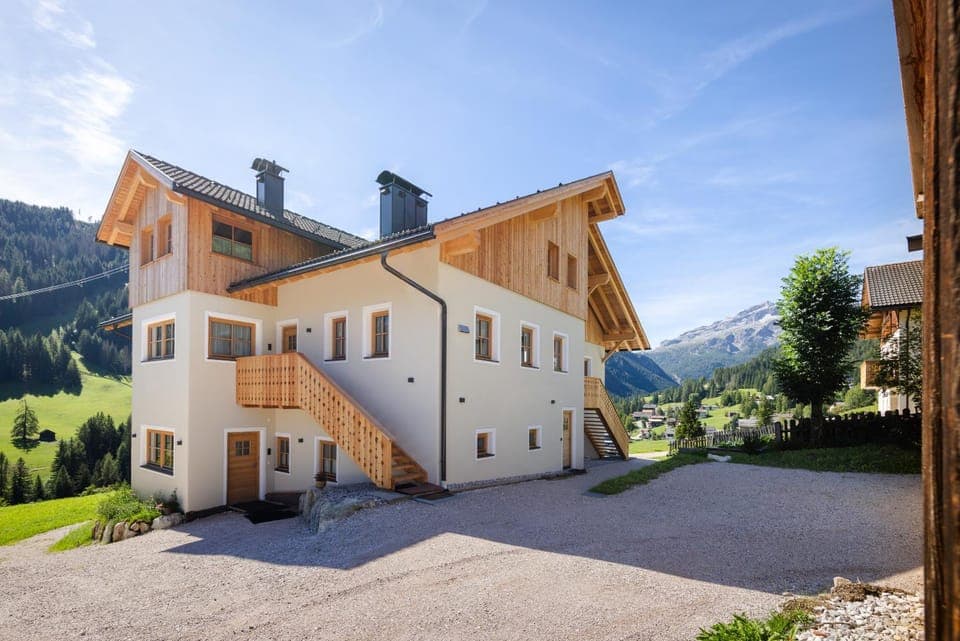 Property building, Natural landscape, Mountain view