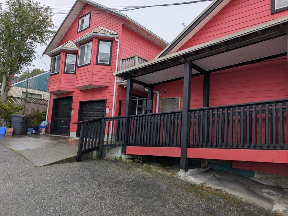 Property building, Facade/entrance, Street view, Parking