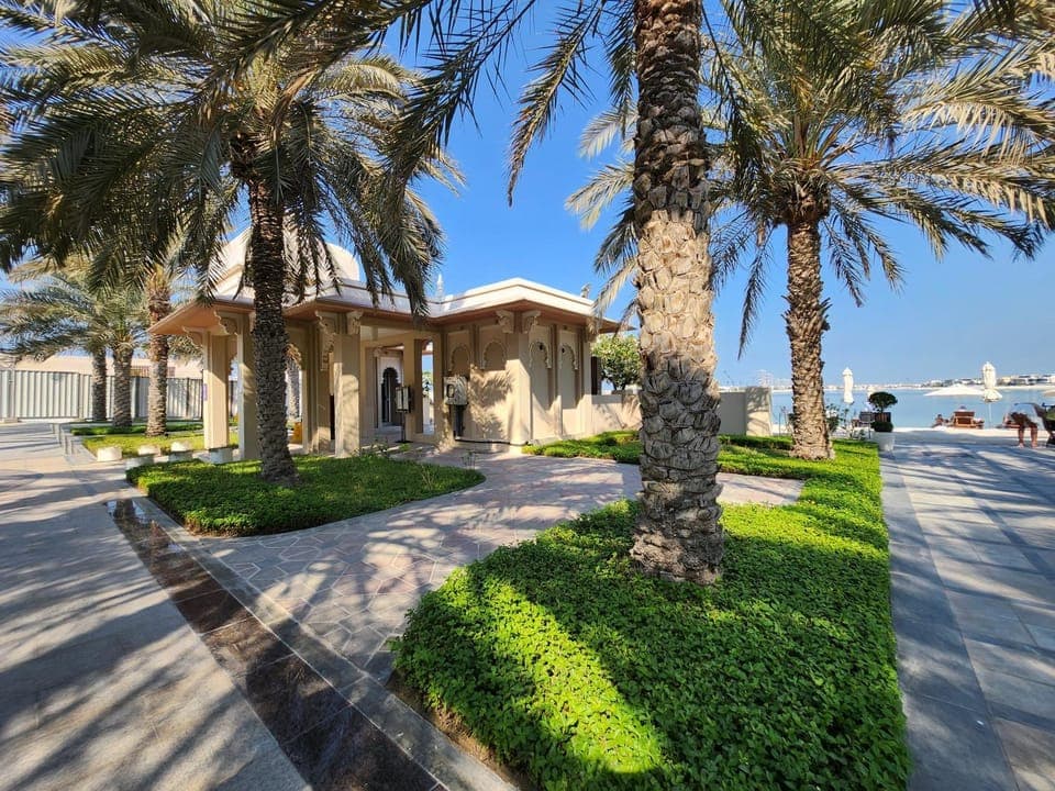 Toilet, Property building, Natural landscape, Beach