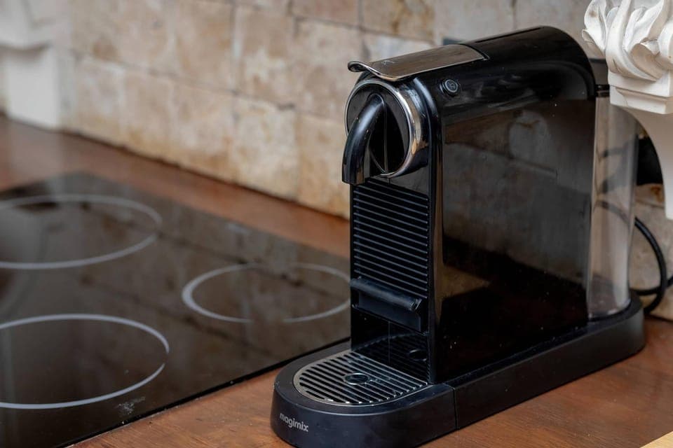 Coffee/tea facilities, Kitchen or kitchenette