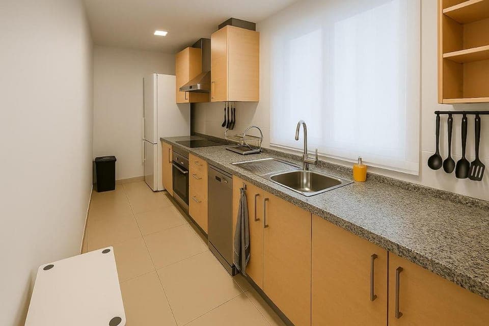 Kitchen or kitchenette