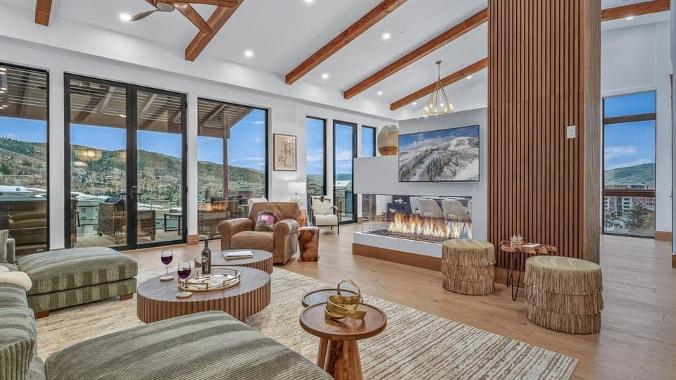 Living room, Seating area, Mountain view, fireplace