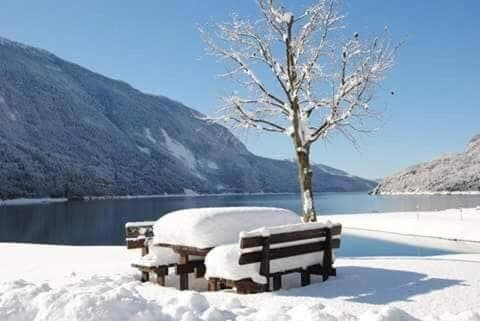 Nearby landmark, Natural landscape, Winter