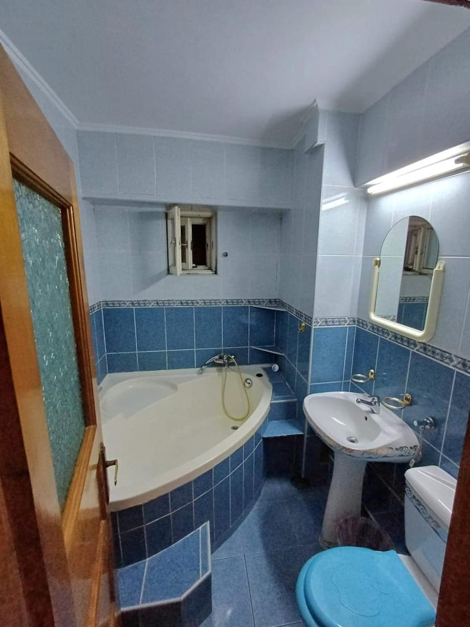 Shower, Bathroom, Bath, bidet