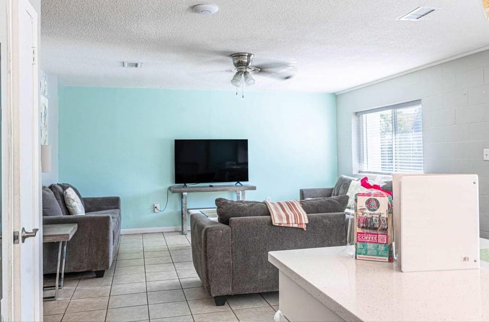 2 BR 2 BA Cottage Near Beach Villa in Okaloosa Island