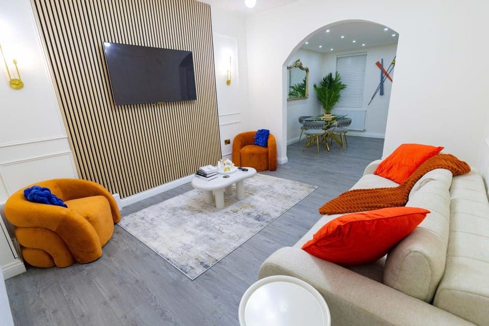 TV and multimedia, Living room, Seating area