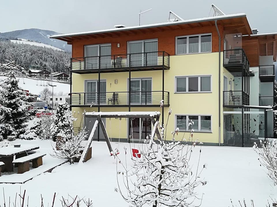 Natural landscape, Garden, Area and facilities