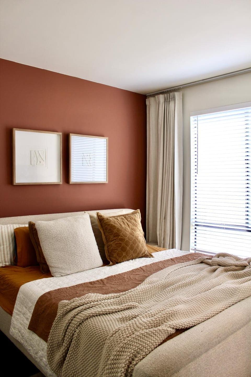 Designer Light-Filled WeHo Condo Apartment in West Hollywood
