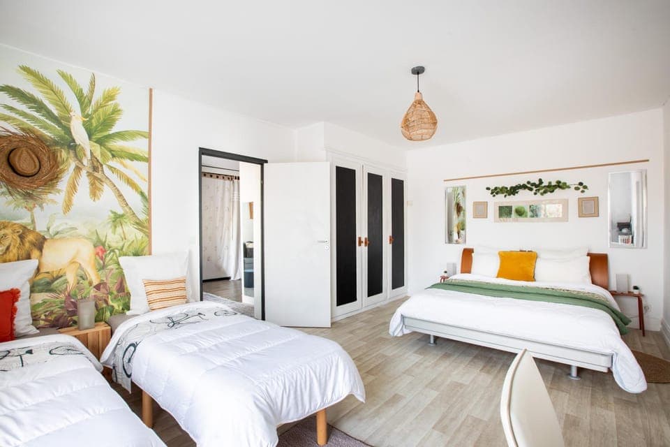 Photo of the whole room