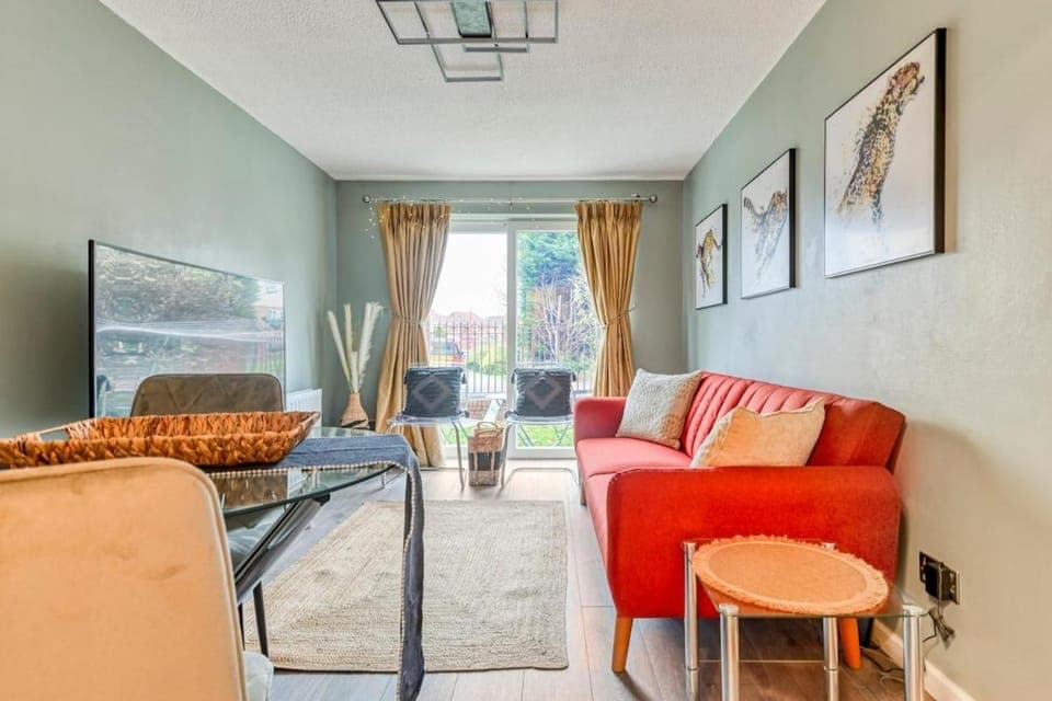 TV and multimedia, Living room, Seating area