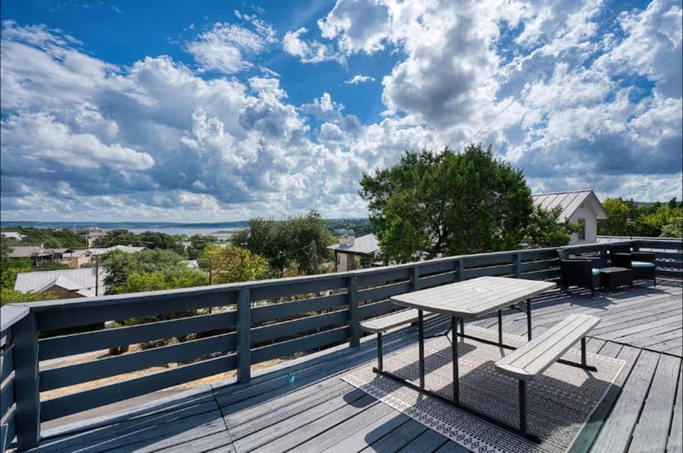Patio, Day, Natural landscape, View (from property/room), Balcony/Terrace, Dining area, Lake view, River view