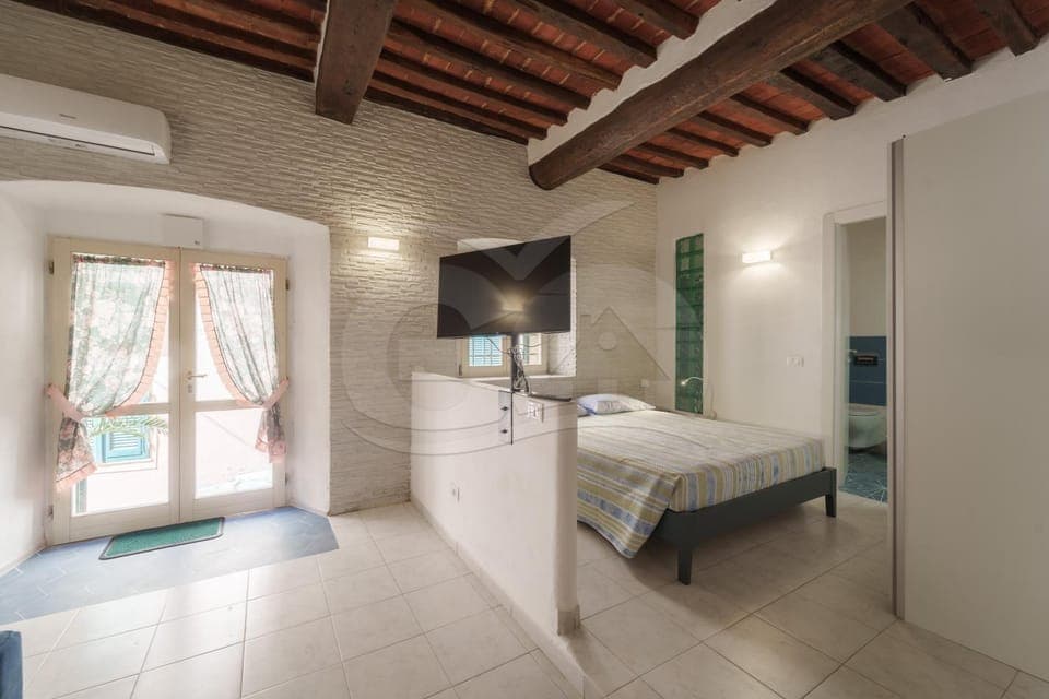 TV and multimedia, Bedroom