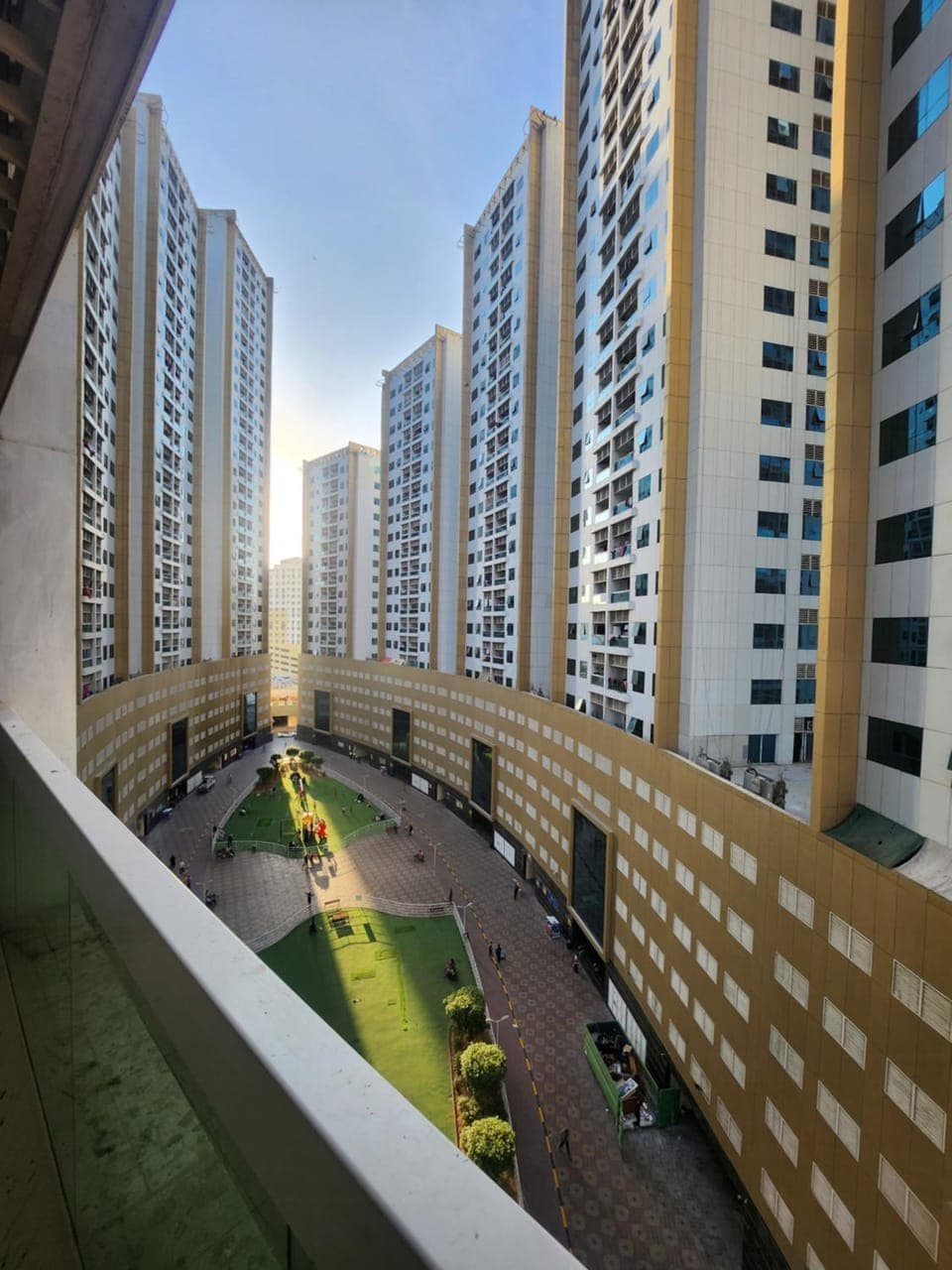 Property building, Day, Natural landscape