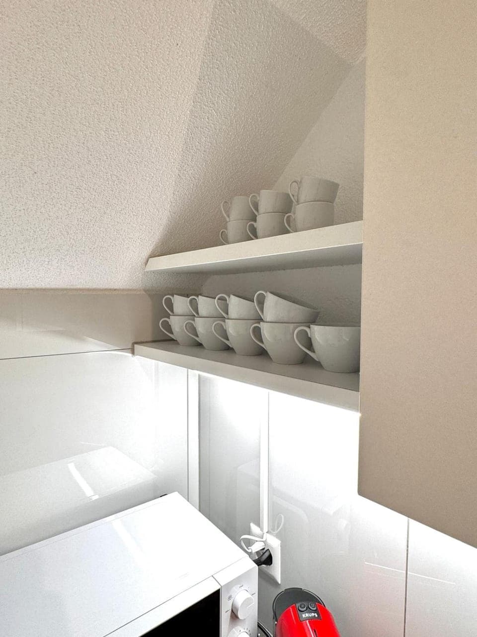 Coffee/tea facilities, Kitchen or kitchenette, microwave