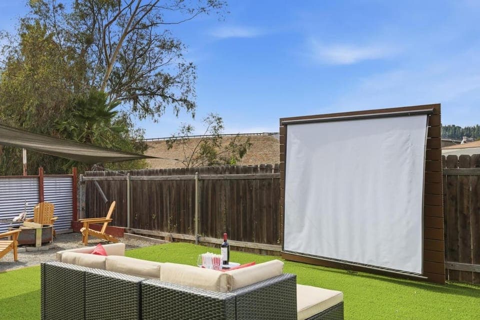 Day, Garden, Seating area, sunbed