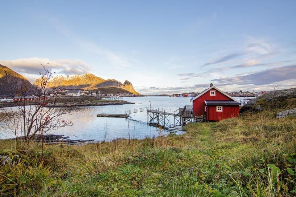 Property building, Natural landscape, Mountain view, Sea view