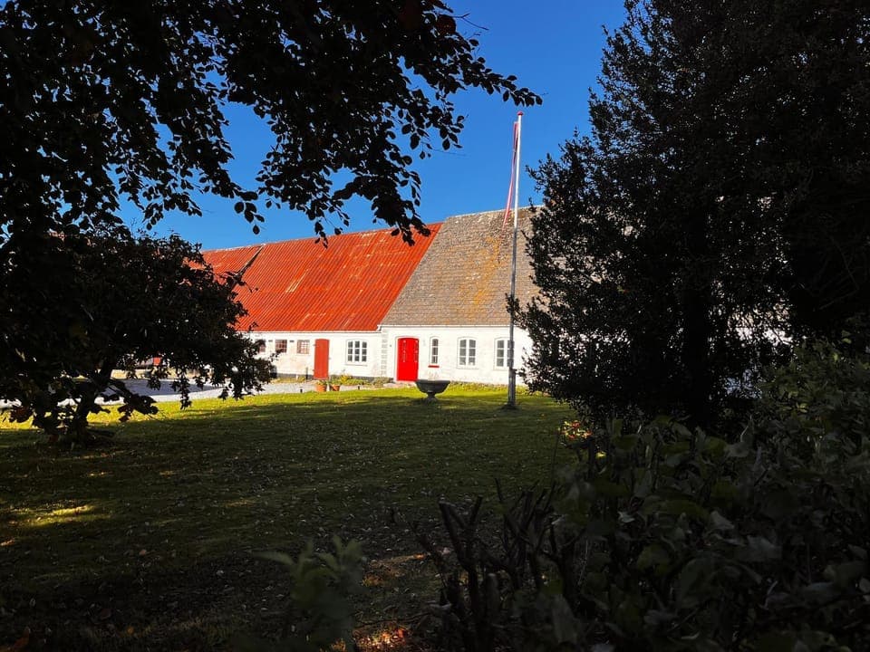 Property building, Garden