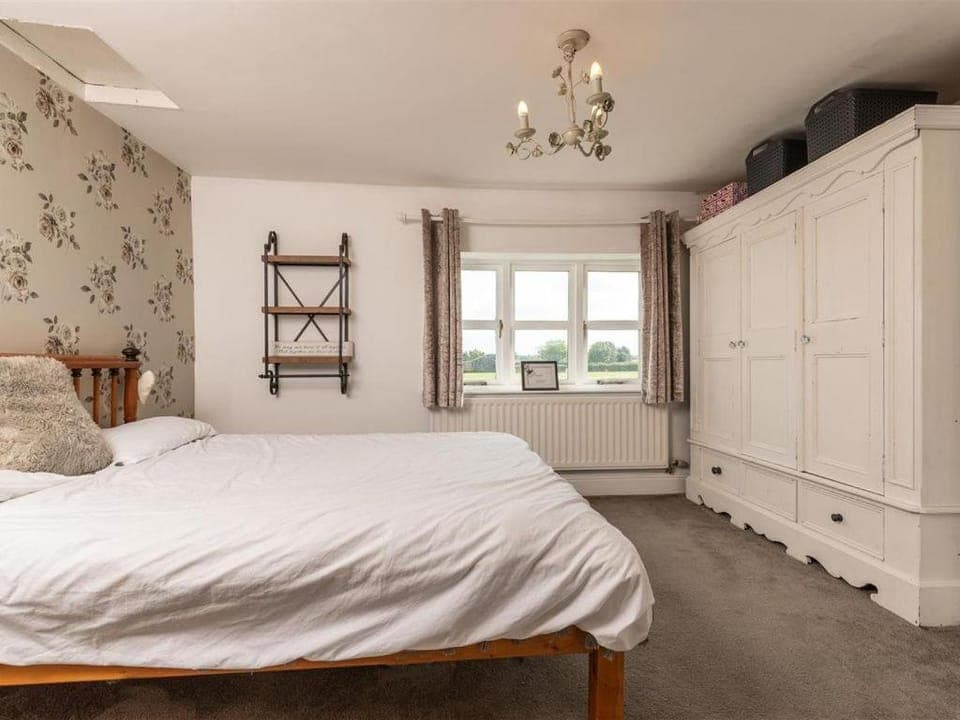 Bed, Bedroom, wardrobe