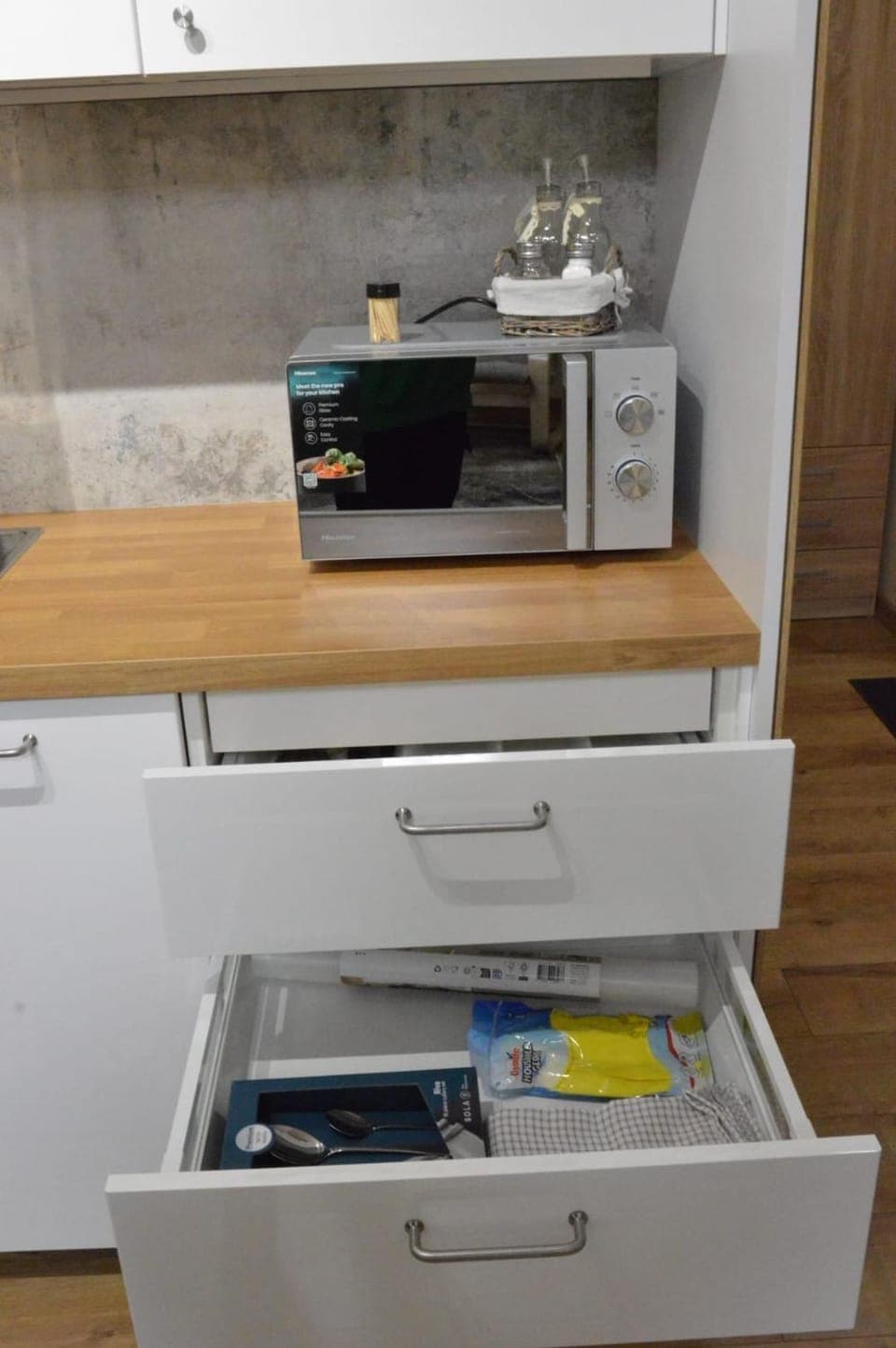 Kitchen or kitchenette