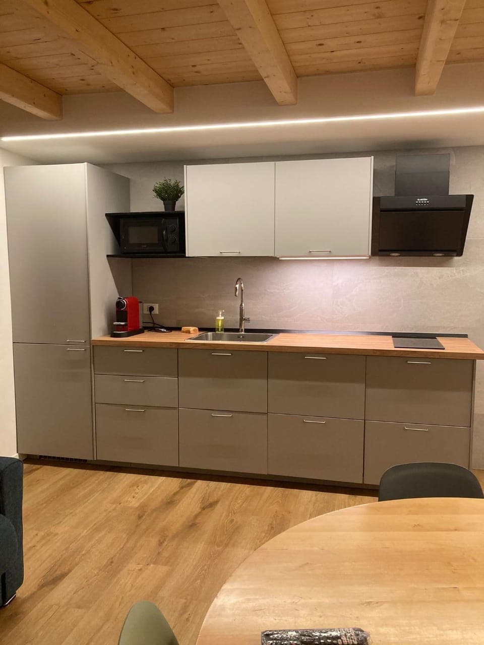 Kitchen or kitchenette, stove