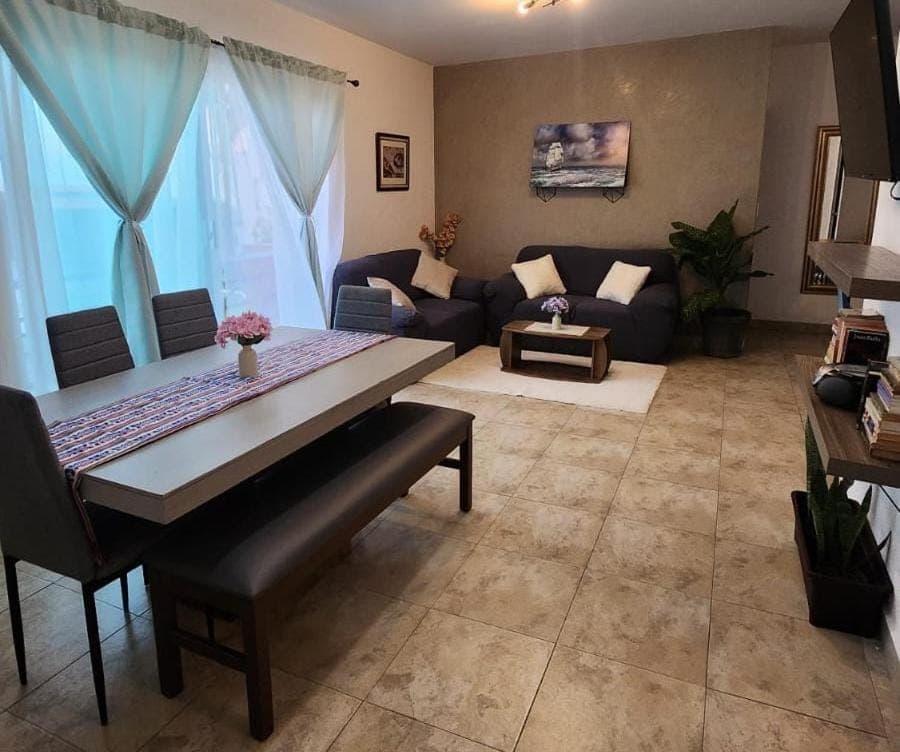 Living room, Dining area