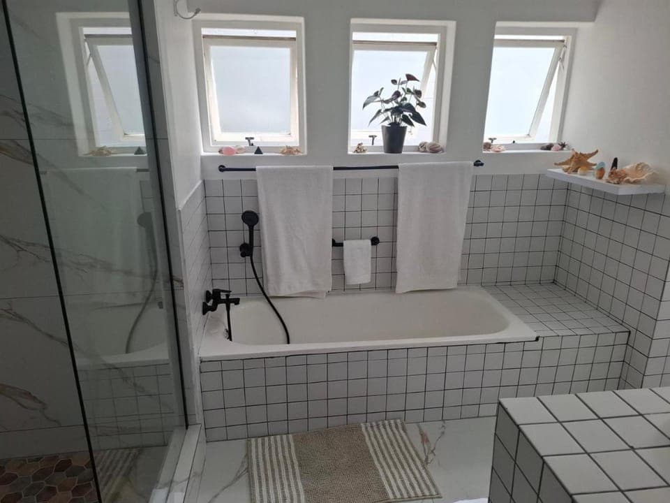 Shower, Bathroom, Bath