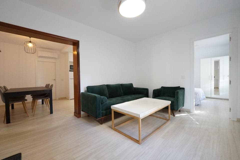 Communal lounge/ TV room, Living room