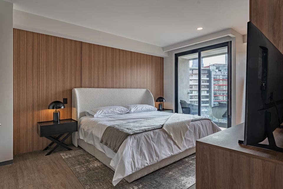 Bed, Photo of the whole room, Bedroom